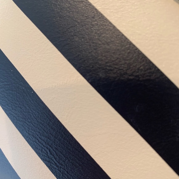 Valentino Rockstud striped envelope clutch - Picture 9 of 10